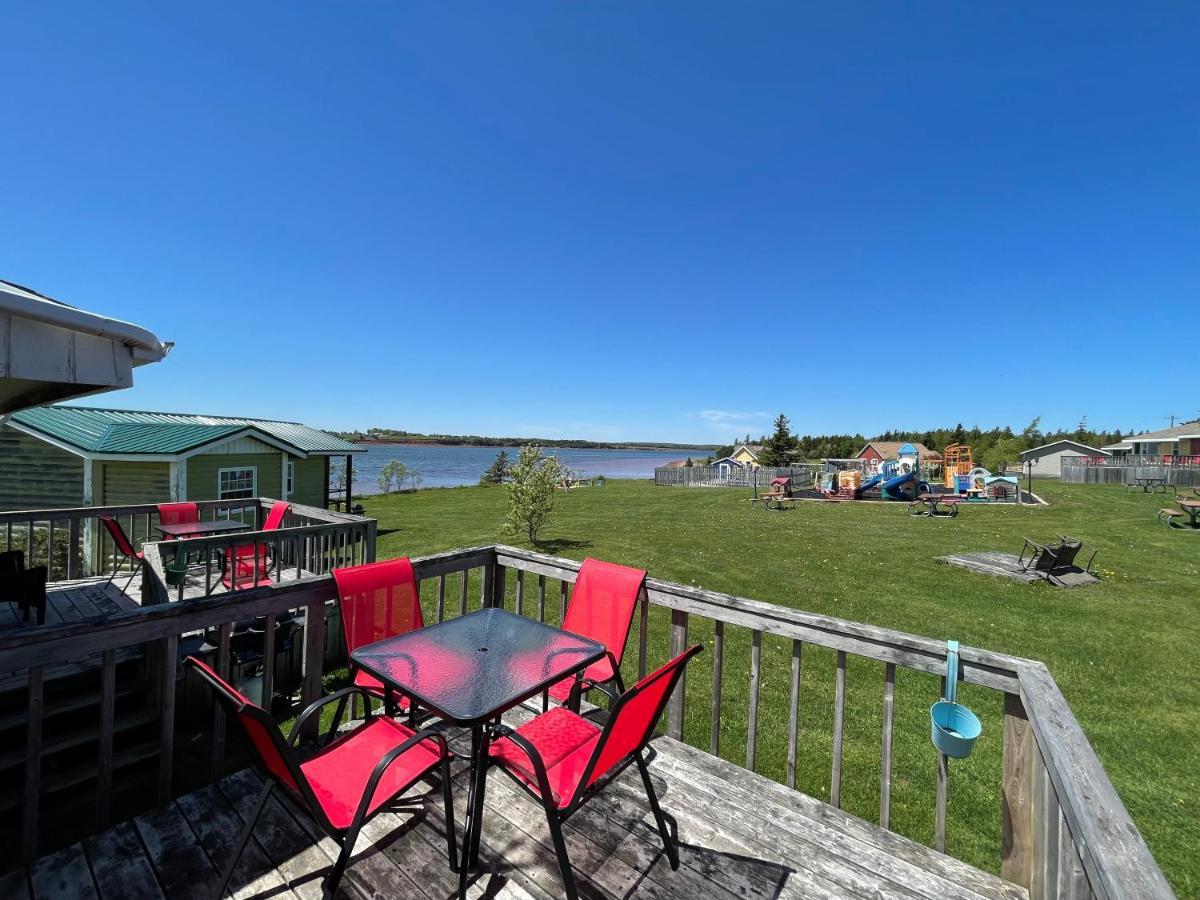 Beach & Breeze Cottages Stanley Bridge Exterior photo